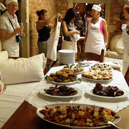 Veneto Boutique Aparthotel Rethymno